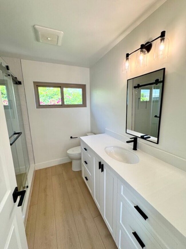 Building Photo - Luxury Living Redefined – Fully Renovated & Move-In Ready!