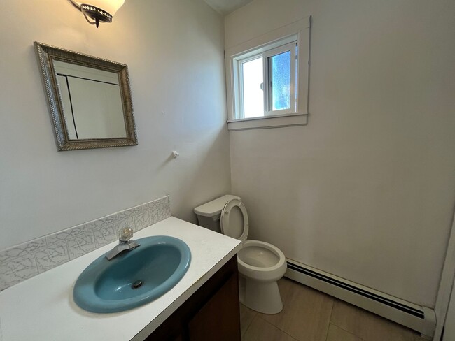 Building Photo - Newly Updated Duplex in Northwest Fort Collins