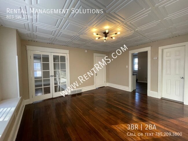 Building Photo - 803 SW 11th St