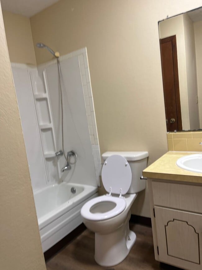 Building Photo - Welcome Home