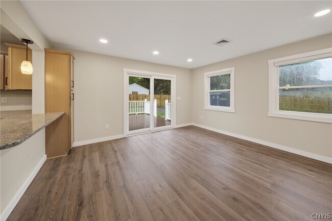 Building Photo - 117 Sunrise Terrace