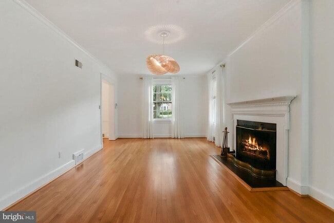 Building Photo - 3273 Worthington St NW