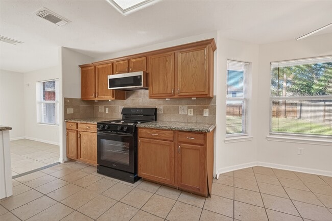 Building Photo - 2883 Lost Cove Ct