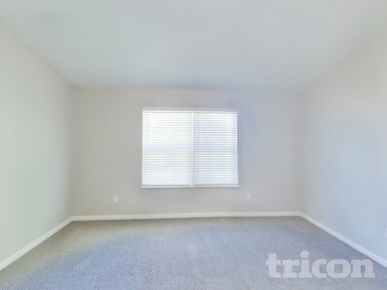 Building Photo - 13600 Ayrshire Cir