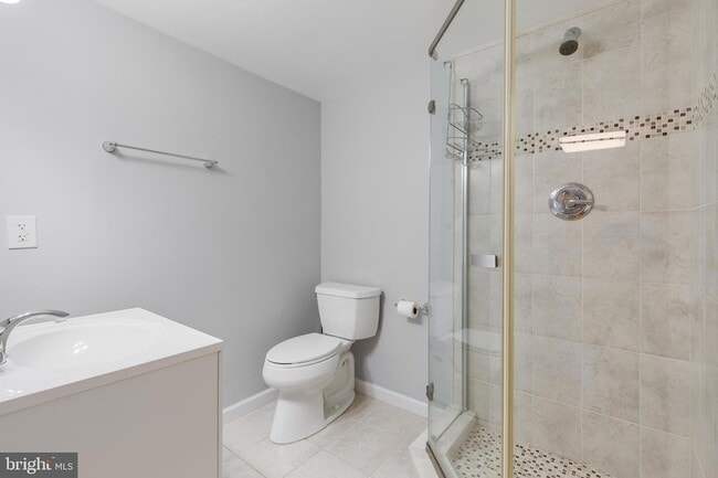 Building Photo - 1700 Chester Mill Rd