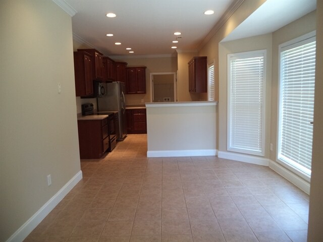 Building Photo - 3212 Rolling Hills Ln