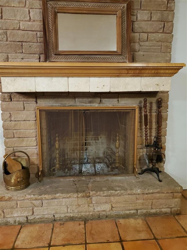 Building Photo - 47 Presidio Rd