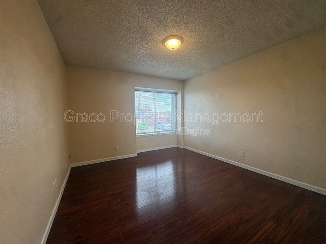 Building Photo - 10782 E Exposition Ave