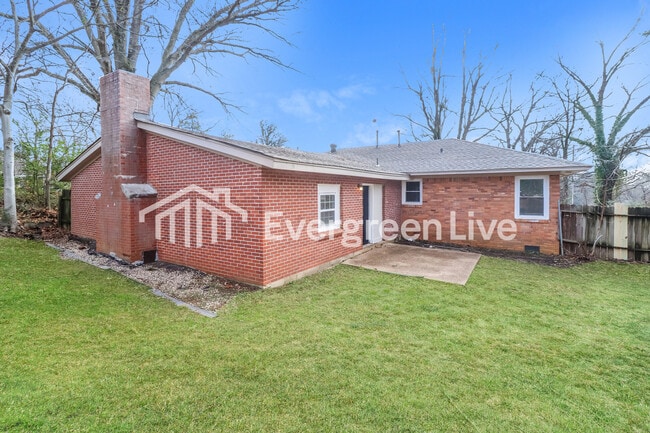 Building Photo - 3398 Scenic Hwy