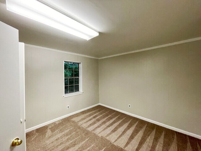 Building Photo - 4301 Little River Rd