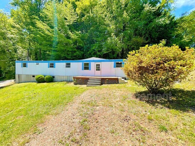 Building Photo - 26 Magic Dr