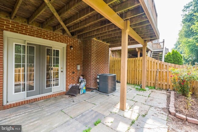 Building Photo - 3827 Inverness Rd