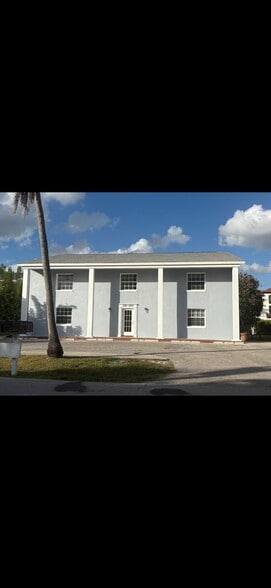 Building Photo - 1501 Curlew Ave