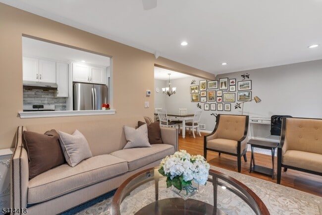 Building Photo - 34 Stockton Ct