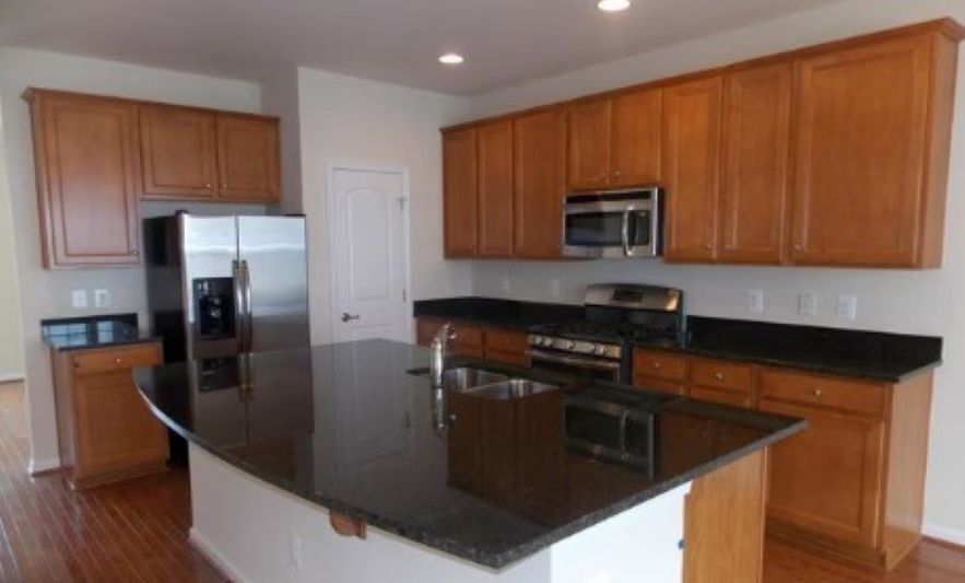 Building Photo - 44041 Eastgate View Dr