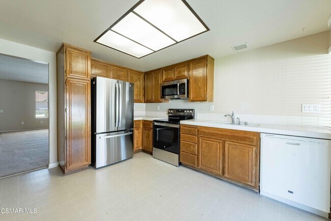Building Photo - 42116 Village 42