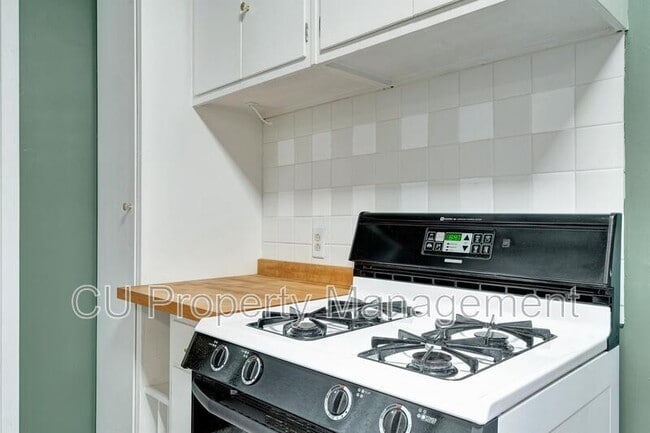 Building Photo - 202 W Indiana Ave