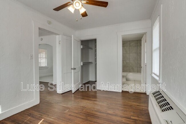 Building Photo - 119 NW 27th St