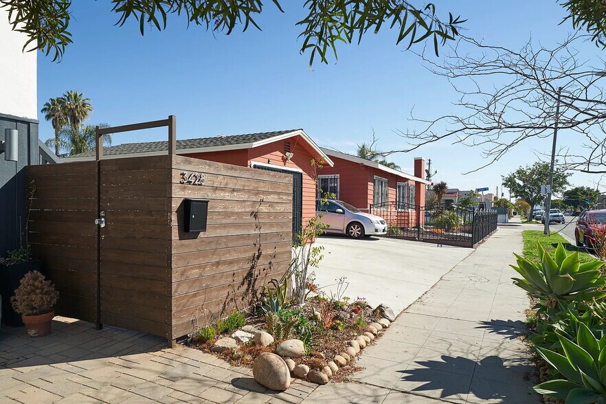 Building Photo - 3428 Orange Ave