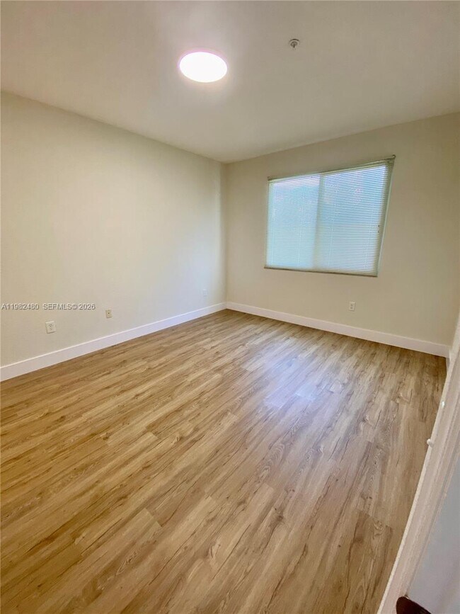 Building Photo - 11032 Legacy Dr