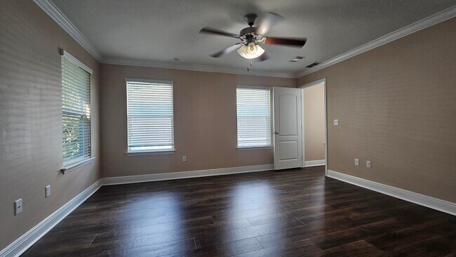 Building Photo - 82 Mosaic Oaks Cir