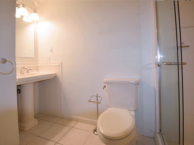 Building Photo - 204 Passaic Ave