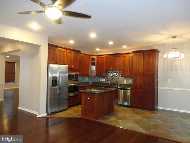 Building Photo - 25625 Anthem Terrace