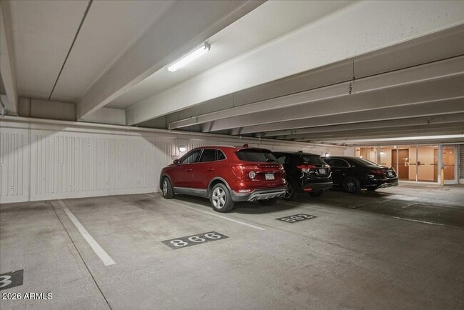 Building Photo - 1701 E Colter St