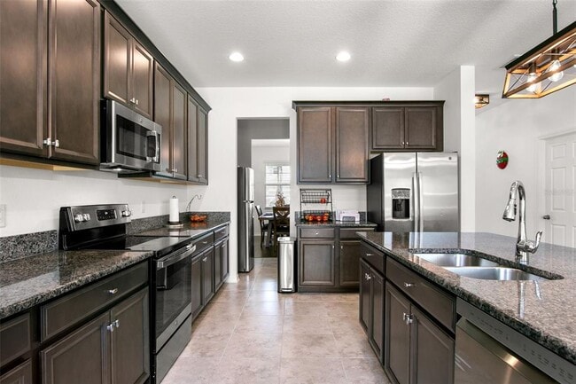 Building Photo - 16044 Sonoma Grv Cir