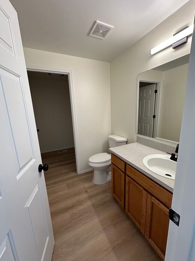 Building Photo - Shopper's Delight- Central Vancouver 2/ 2.5 Townhouse