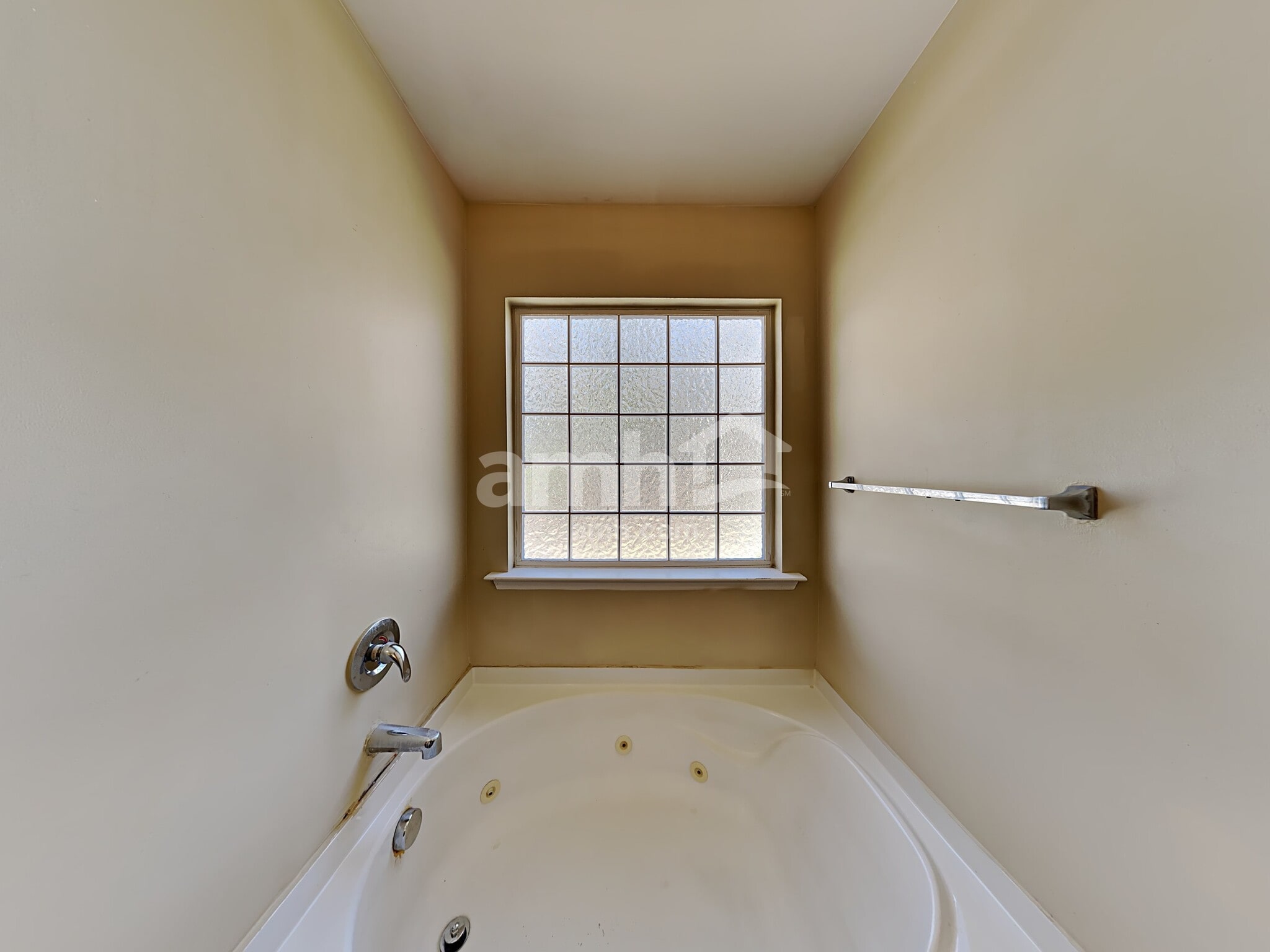 Building Photo - 5145 Chasteal Trail