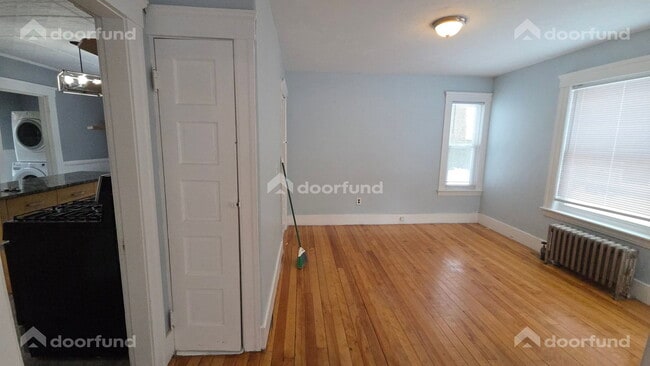 Building Photo - 121 Delmont Ave