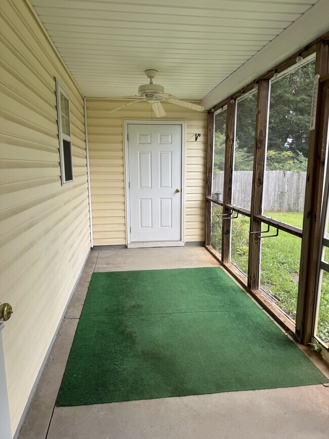 Building Photo - 531 Glenlea Ln
