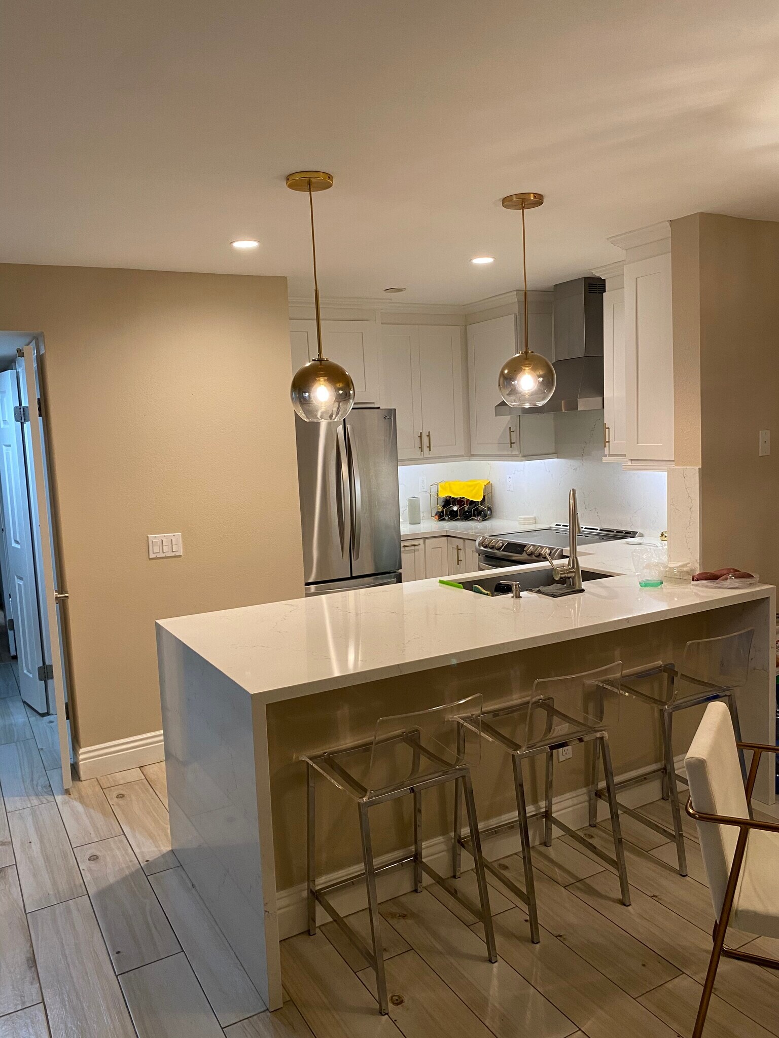 Building Photo - 2380 Del Mar Way