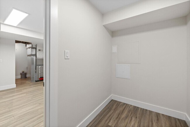 Building Photo - 354 Winding Wy