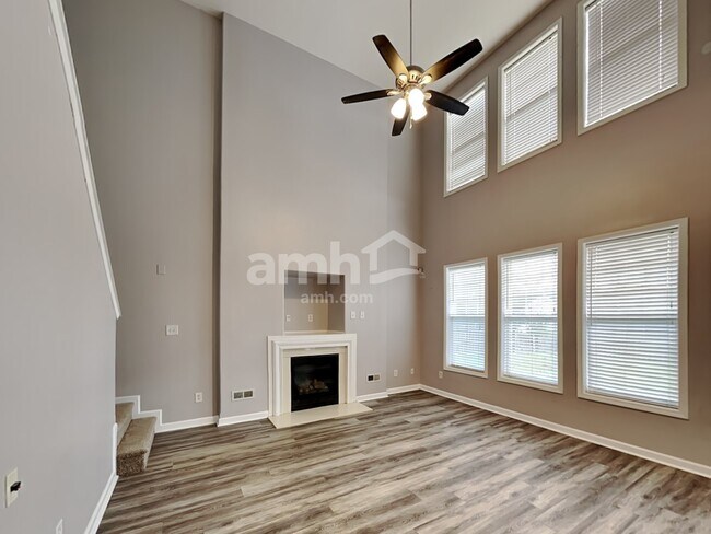 Building Photo - 12816 Walking Stick Dr