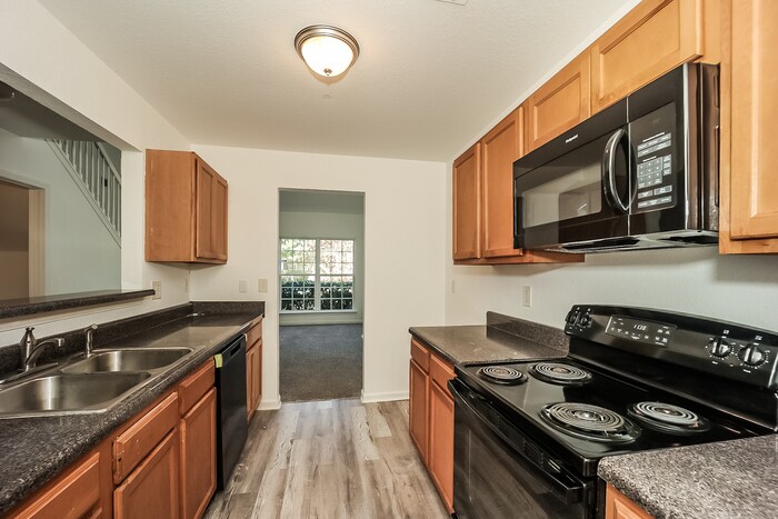 Building Photo - 4806 Enclave Dr