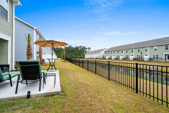 Building Photo - 332 Bayou Loop