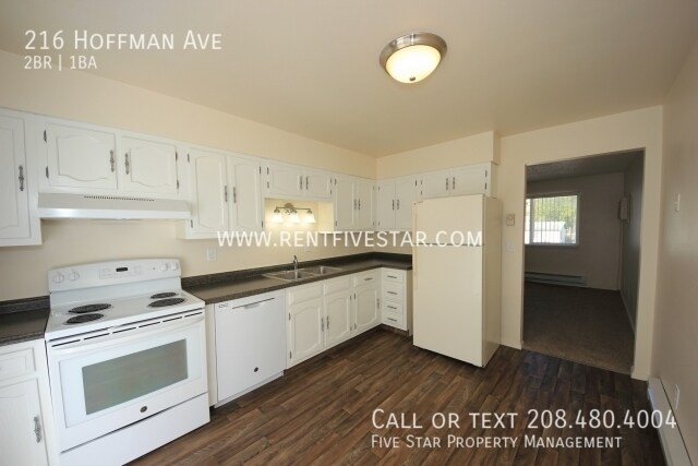 Building Photo - 216 Hoffman Ave