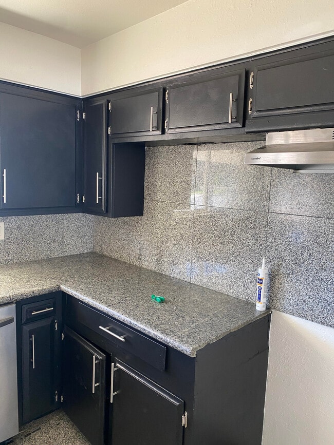 Building Photo - 34874 Cedar Ave