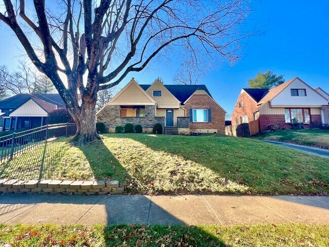 Primary Photo - Immaculate large Kennedy Heights Home!