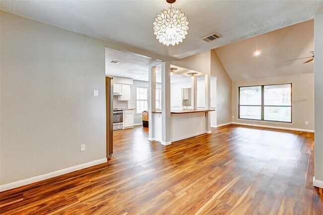 Building Photo - 1522 Mayweather Ln