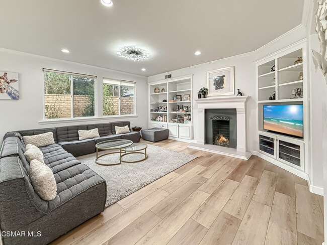 Building Photo - 5816 Painted Pony Cir