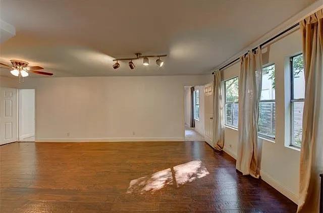 Building Photo - 2814 Gonzales St