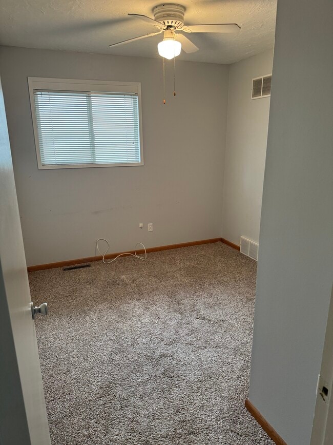 Building Photo - 518 W Sherman St