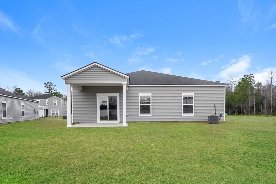 Building Photo - 709 Watercliff Dr