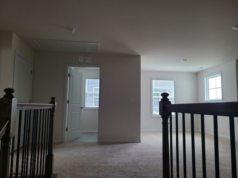 Building Photo - 720 Westec Wy