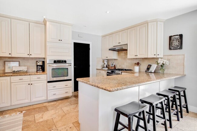 Kitchen-3 - 8601 Santa Susana Plz