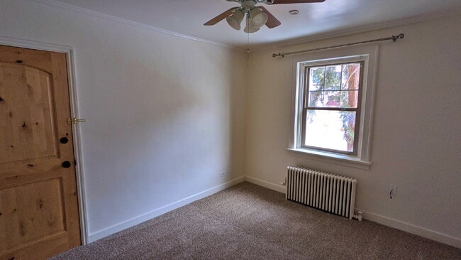 Building Photo - Historic Spacious 2 Bed 1 Bath with Study across City Park! Water/Heat/Trash/Sewer Included! Off ...