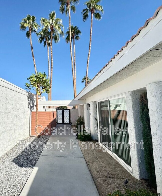 Building Photo - 73525 Shadow Mountain Dr